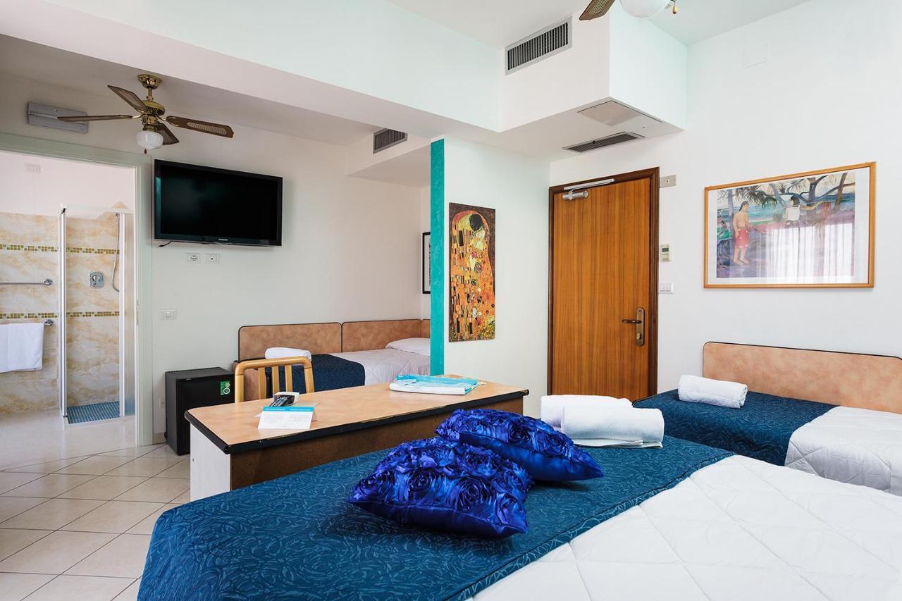 Hotel Albatros Ρίμινι Εξωτερικό φωτογραφία