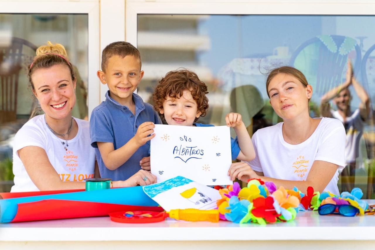 Hotel Albatros Ρίμινι Εξωτερικό φωτογραφία